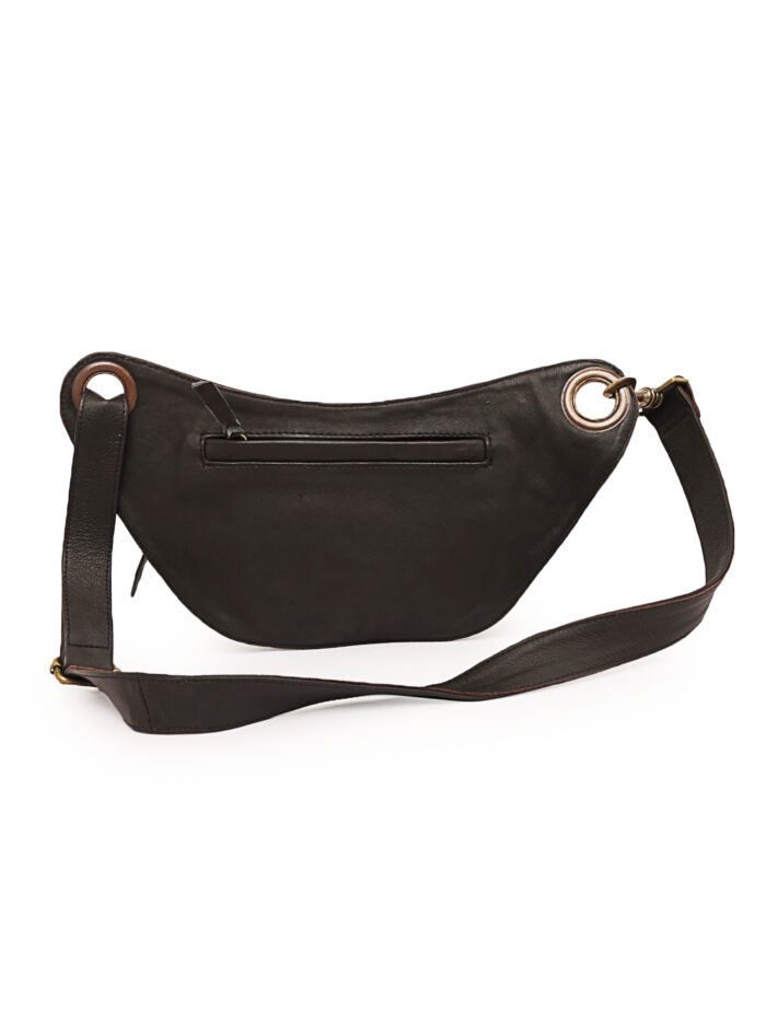 Black leather waist pouch with handwoven flap and adjustable strap – Dario Lario artisan edition