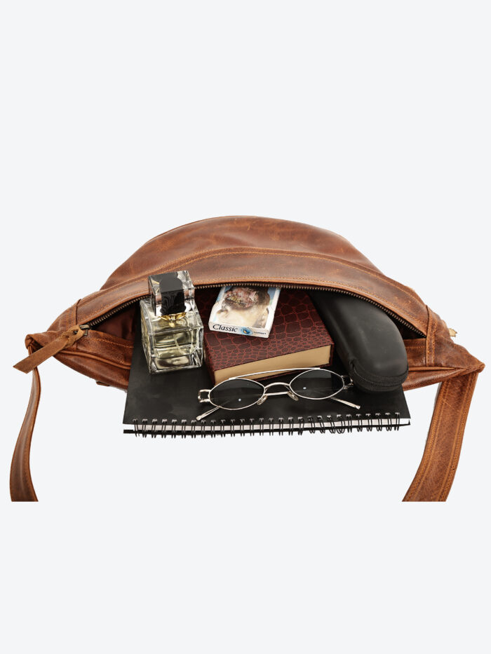 Classic brown leather waist pouch by Dario Lario – handmade everyday belt bag UK