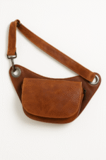 Dario Lario Vintage Tan Waist Pouch – Minimalist Leather Hip Bag with Oversized Grommets