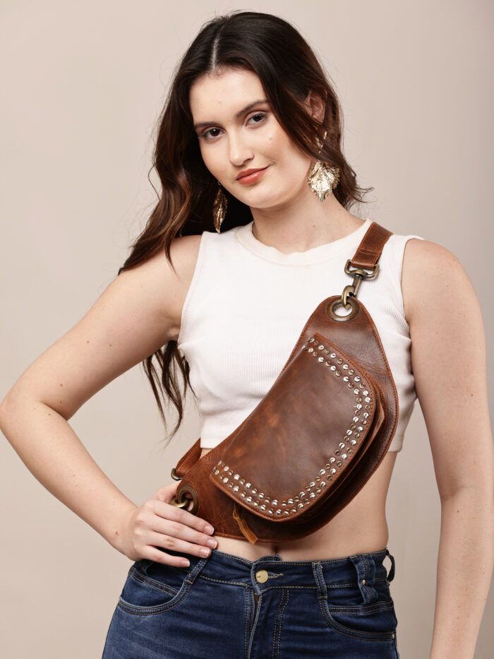 Studded Vintage brown leather waist pouch by Dario Lario – handmade vintage belt bag
